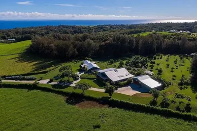 Image de Relaxing 4-Bedroom Farmhouse Retreat on Working Farm