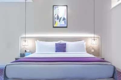 Image de Deluxe King Room Near Burj Khalifa Metro By Luxury Bookings