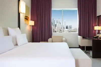 Image de One Bedroom Apartment In Jlt Cluster T Near Al Seef Tower 3 By Luxury Bookings
