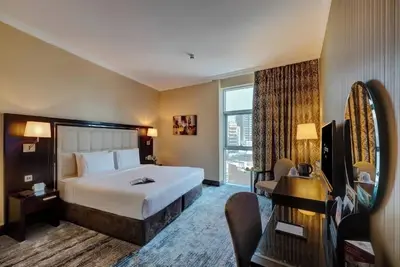 Image de Two Bedroom Suite Near Deira City Centre Metro