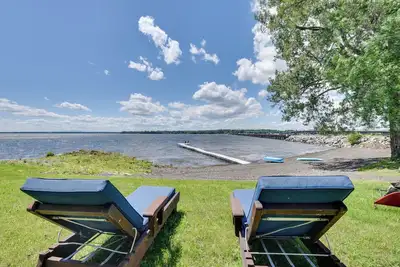 Image de Lakefront Retreat w\/ Shared Dock & Fire Pit!