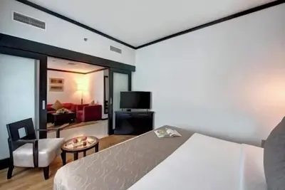 Image de Executive Suite Near Mall Of Emirates By Luxury Bookings