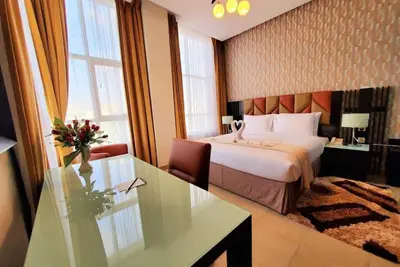 Image de One Bedroom Apartment Near Mashreq Metro Station By Luxury Bookings