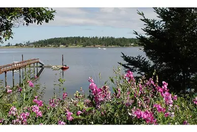 Image de Cozy Sunset Views & Private Beach Access
