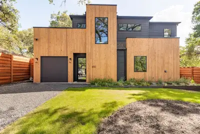 Image de Luxury Atx Home | Great for Groups | A+ Location