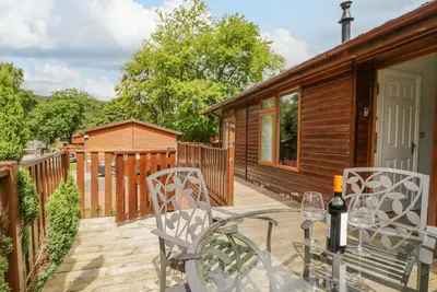 Image de Kirkstone Lodge, romantic, character holiday cottage in Windermere