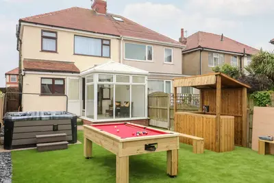 Image de 71 Nutter Road, pet friendly, country holiday cottage in Cleveleys