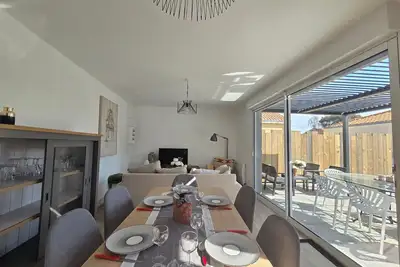 Image de Maison de vacances à La Plaine-sur-Mer, 3 chambres, proche de la plage, jardin et plancha