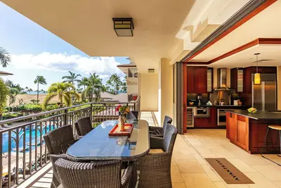 Image de Beachfront Condo at Beach Villas at Ko Olina | Hale Hoaloha by AvantStay