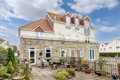Image de The Aspens - lovely holiday apartment, stones throw from beach
