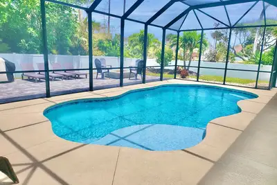 Image de Perfect Beach House with Private Heated Pool, Walking Distance to the Beach