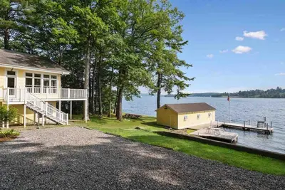 Image de Lake Winni- Amazing waterfront oasis- beach, dock and more!