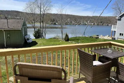 Image de Peaceful lake cottage #2