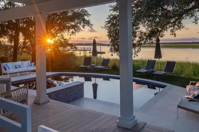 Image de 2025 Vrbo Vacation Rental of the Year! Pool, Hot Tub & Deep Water Dock