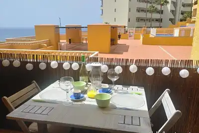 Image de Balcon, vue mer, WiFi et piscine, 100 mts. de la plage