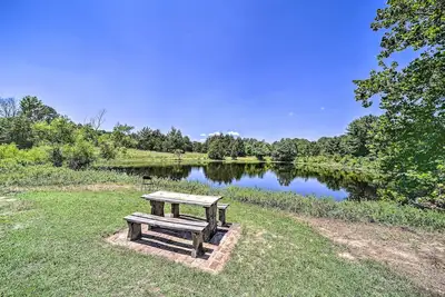 Image de Stunning Oklahoma Home ~ 3 Mi to Spiro Mounds