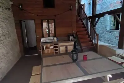 Image de Maison pleine de charme en plein cœur du village!