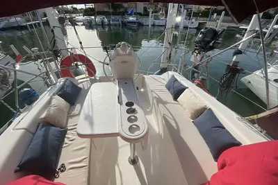 Image de Unusual stay on a comfortable and quiet sailboat