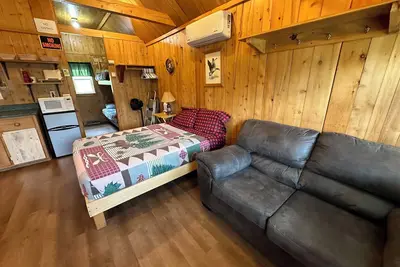 Image de Cozy Cabin 1