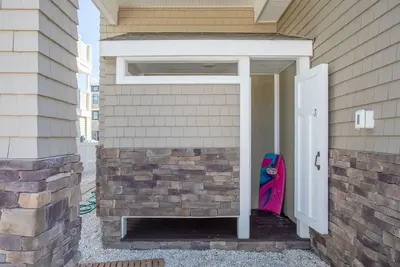 Image de Brand New! Second From Beach - Coastal Modern Six Bedroom