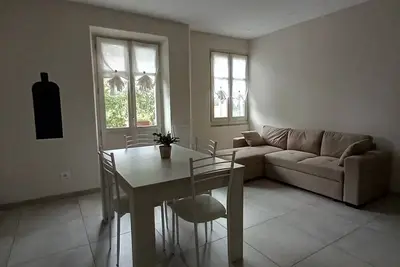 Image de Charming apartment with small garden