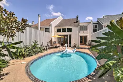 Image de Charming Montrose Townhome with Private Pool!