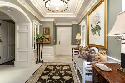 Image de Crbc - Heart of Bc Village! Remodeled, Ski in/out, Walk to Ski School, Shops