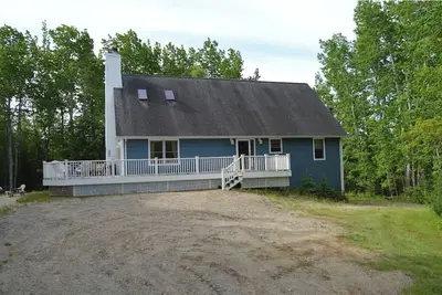 Image de Private Downeast Home in the woods