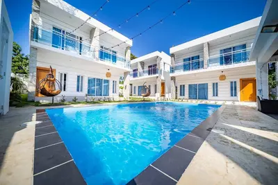 Image de 8-bedroom bachelor party villa in Sosua, near beach & clubs!
