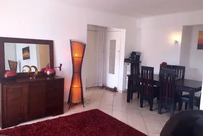 Image de Pleasant 2 Bed Apartment in the calm Palm Beach area of Cannes with beaches nearby on all sides - 1525