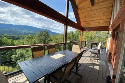 Image de Magnificent Mountain Views. Cobbly Nob Resort. Community Pool.