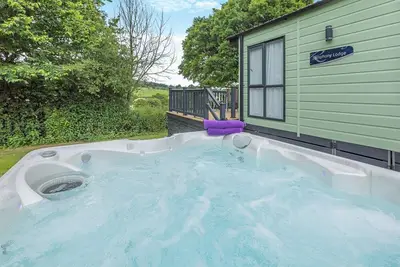 Image de Holiday Home with one double and one twin bedroom.