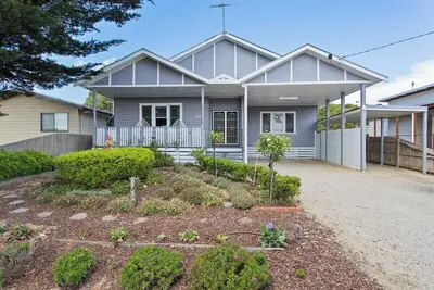 Image de 4-Bed 3-Bath Sunset Haven