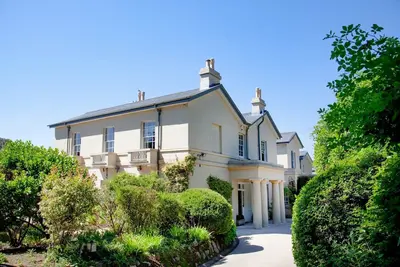 Image de One of Torquay's finest Victorian Mansions - now chic and modern holiday accommodation for up to te