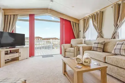 Image de 2 chambres à coucher à Looe
