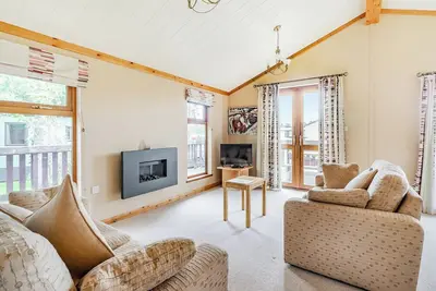 Image de 3 chambres à coucher à Alyth, Perthshire