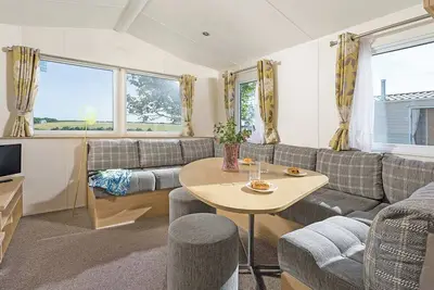 Image de New in 2017, 2018 and 2019. Superior caravan with one double and one twin.