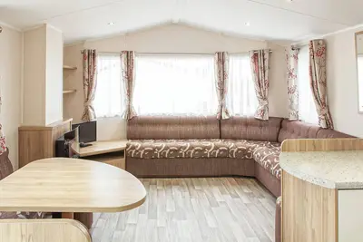 Image de With everything you need for the perfect seaside family holiday.