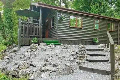 Image de 2 chambres à coucher à Pontyberem, Carmarthenshire
