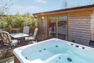Image de Luxury lodge with one double and one twin.