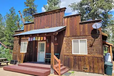 Image de Bella Rio-Sits on High Bluff above the River! Walk to town!
