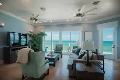 Image de Breathtaking Ocean views from every room on Mermaid Reef