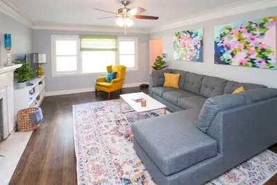 Image de Séjour en famille à Fort Benning · Jardin clôturé + foyer extérieur