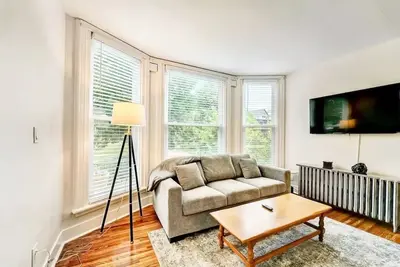 Image de Historic West Village Getaway in Downtown Buffalo!