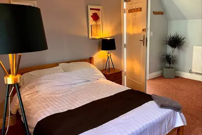 Image de Tidy rooms above period local pub