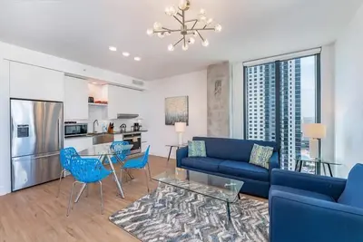 Image de Mins to  Exhibits&Shops | Pet-friendly | nr Bayside Marketplace