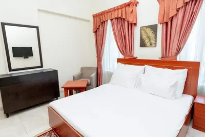 Image de Three Bedroom Apartment Near by Burjuman Mall Ac
