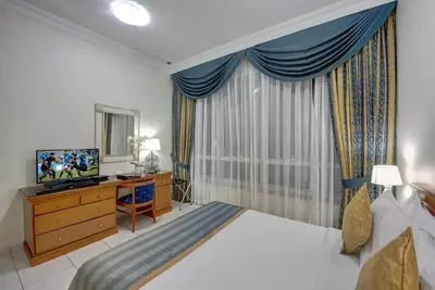 Image de One Bedroom Apartment Near Grand Emirates Market