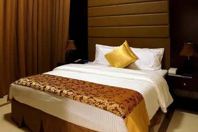 Image de One Bedroom Deluxe Apartment Near Al Nahyan Stadium By Luxury Bookings
