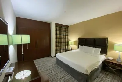 Image de Classic Studio Near Wahda Mall By Luxury Bookings